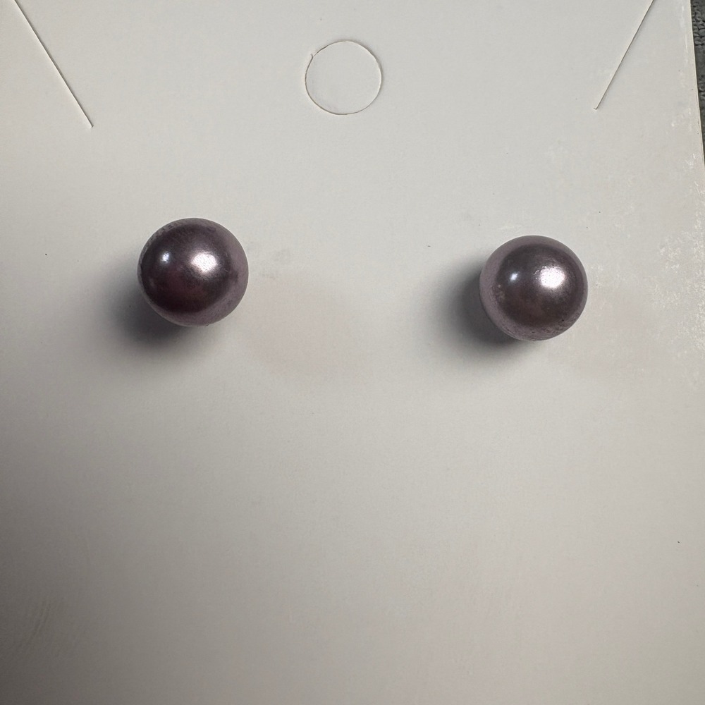 Mauve‎ Faux Pearl Stud Earrings Round Pink Purple Lustrous Classic Jewelry New - Picture 3 of 4
